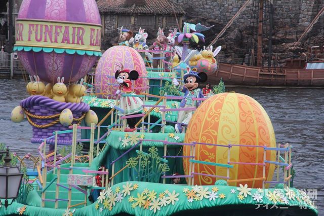 APS-C焦点距離200mm 東京ディズニーシーホテル・ミラコスタ ブッフェ側テラス-ディズニー・イースター2019