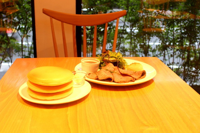 Pancake Ristorante（パンケーキ リストランテ）　「ローストビーフ オリジナルソース添え」