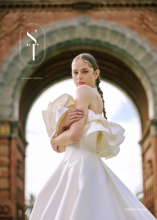 クラウディア|「ST(サチコツツイ)」新作ウェディングドレス|STB0009_Offwhite