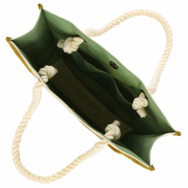 トートバッグ 4,600円|「ピーターパンのネバーランドアドベンチャー」をテーマにしたグッズ|東京ディズニーシー新テーマポート「ファンタジースプリングス」|販売店舗:東京ディズニーシー「エンポーリオ」|発売日:2024年5月28日(火)