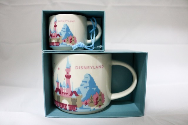 マグカップとオーナメントの比較。こうやって見ると、大きさが違うのがよく分かる。