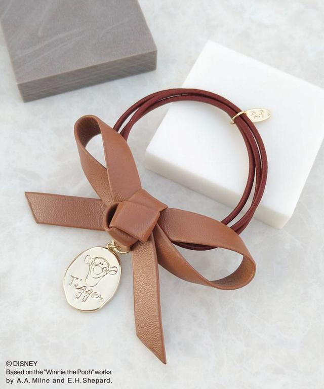 【プー/ティガー】フェイクレザーリボンメタルプレートポニー