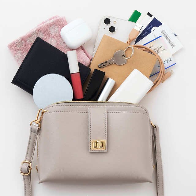 【NATURAL BEAUTY BASIC】お出かけの必需品がすっぽり入る