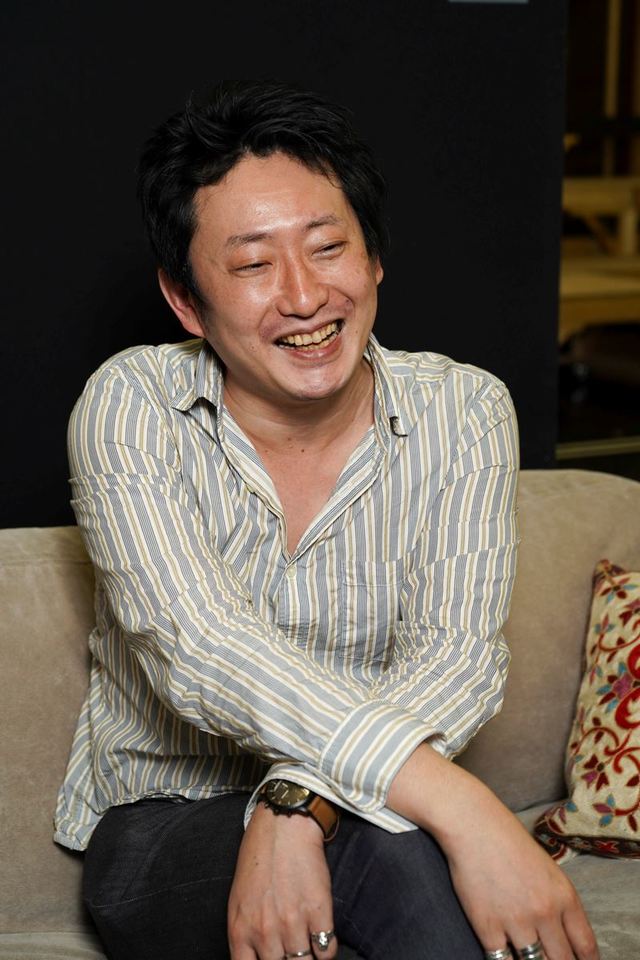 谷賢一　撮影：源賀津己