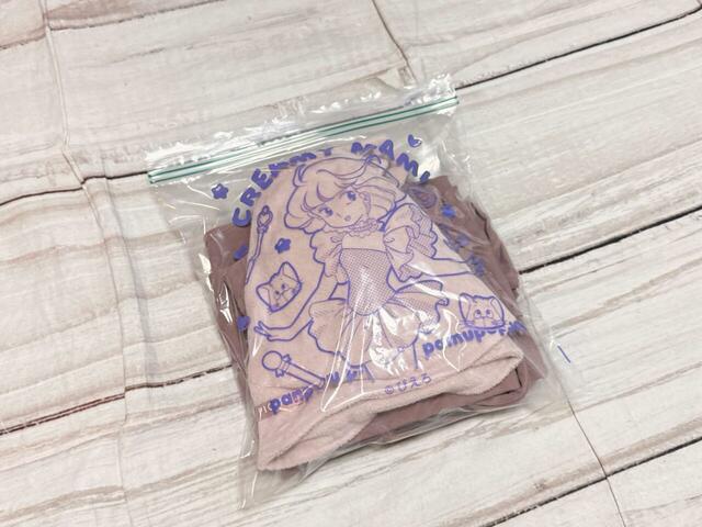 Lサイズはジムウェアとサウナハットが収納できる大容量サイズ。濡れたものの持ち運びに便利です！