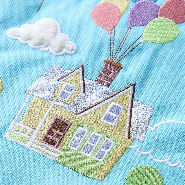 刺繍がかわいいポーチ/トートバッグ(選べるキャラクター)|¥ 2,200~ 3,300 (税込)