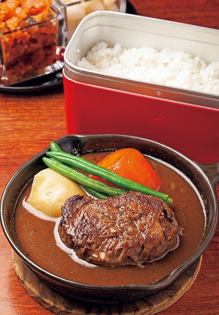 横浜の名店カレー／横浜カリー アルペンジロー　和牛煮込みカリー 1380円