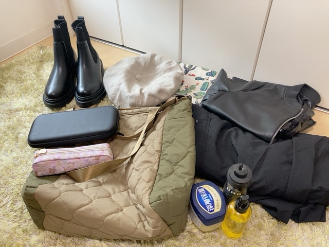 【ワークマン 防水ボストンバッグ】こんなにたくさんの荷物が余裕で入りました!