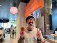 【パンと焼き菓子のPapapapa-n! （ぱぱぱぱーん）－ブリオッシュ専門店－】系列3店舗を経営する、店主の神戸友輔さん