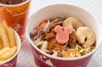 牛カルビとシュリンプの冷やしうどんセット 1,350円|東京ディズニーランド「プラズマ・レイズ・ダイナー」