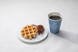 「ベルギーワッフル チョコレートムース添え」イメージ