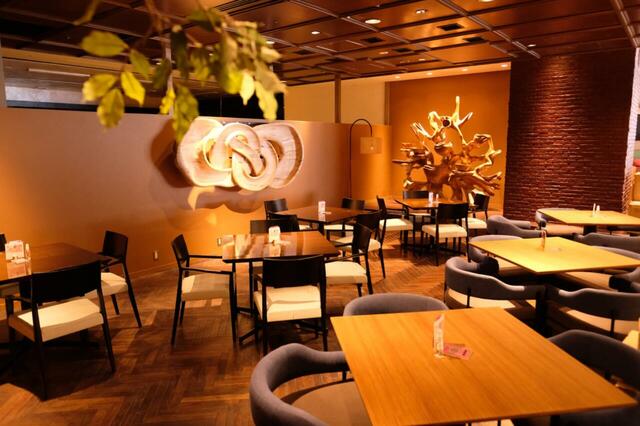 「BABYFACE SKY TERRACE あべのハルカス店」【時間無制限で優雅な春のティータイム♪宇治抹茶と苺がメインの「抹茶アフタヌーンティー」新登場】