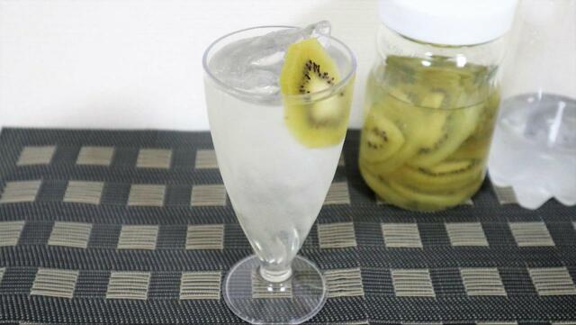 【3日で果実酒:キウイ編】キウイ酒に不思議と梅酒に似た香りと風味を感じた