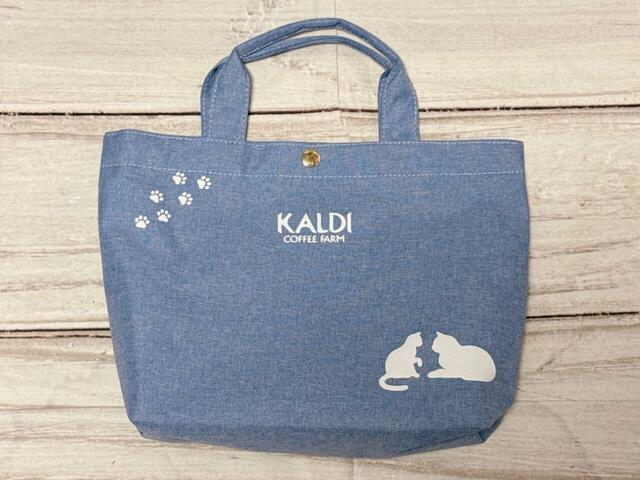 【カルディ　ネコバッグ】サイズは約縦24×横34×マチ8cm。ランチバッグとして使うなら、お弁当＋飲み物＋ちょっとした小物もまとめてINできるサイズ感◎