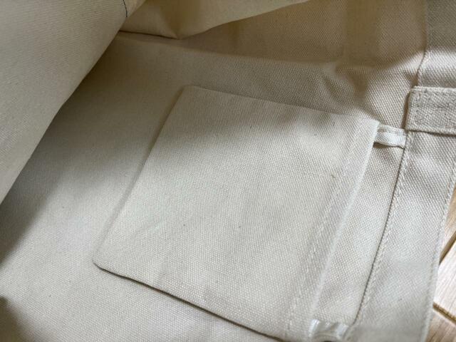 【3COINS 【推し活】参戦バッグ】内側のポケットは1つ