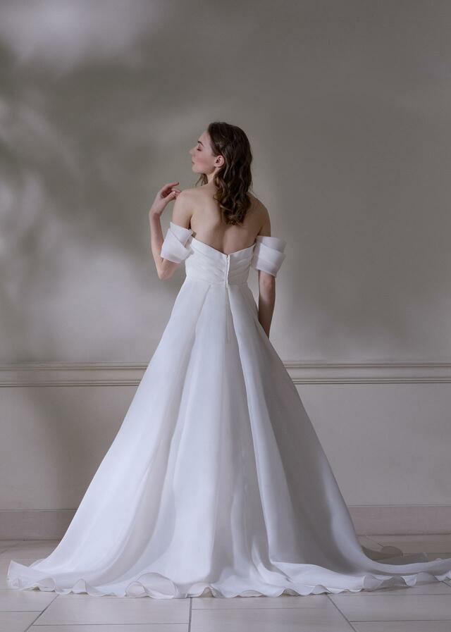 「DAVID K NEW YORK（デヴィッド ケイ ニューヨーク）」新作ウェディングドレス　NY-0123_Offwhite