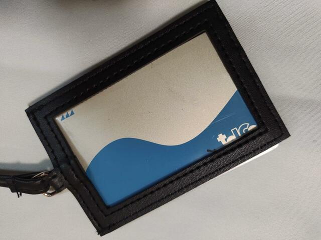 【MILKFED.（ミルクフェド）ショルダーバッグ＆カードホルダー】表面が透明なので、定期券入れに最適