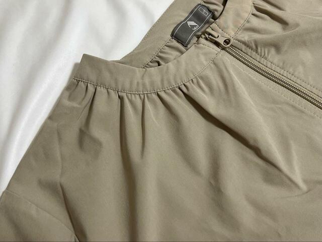 【ワークマン　レディースUVアクトブルゾン】グレージュのLサイズを購入。どちらかというとベージュ寄りの色味です