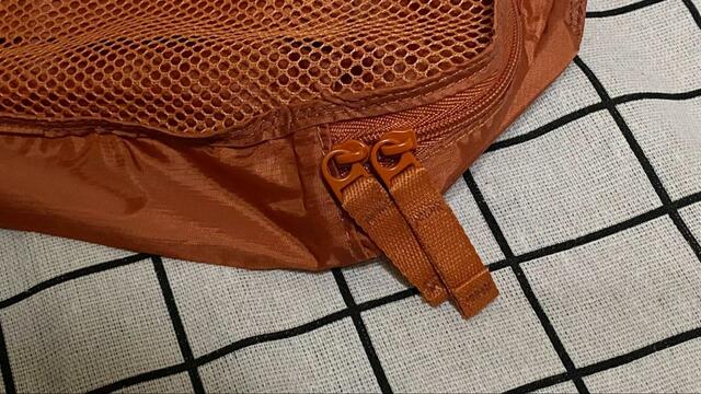 【無印良品　ポリエステルたためる仕分けケース】チャックも色が合わせてあり可愛い！