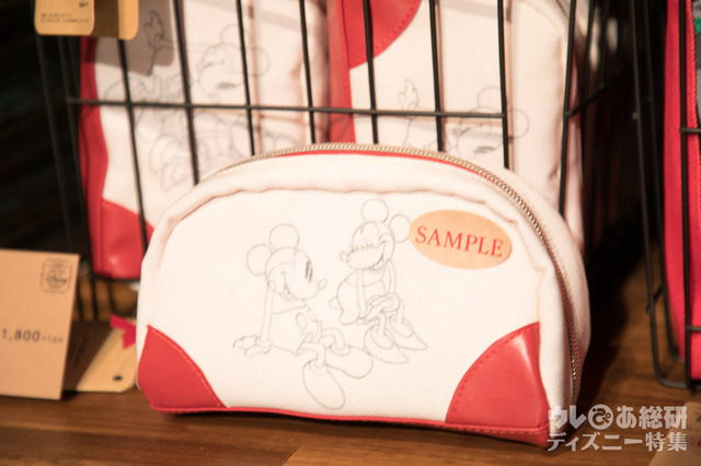 ポーチ 1,800円｜ディズニー・アート展