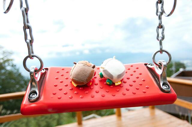 カチカチ山絶景ブランコ【PUI PUI モルカー×カロッツェリア】