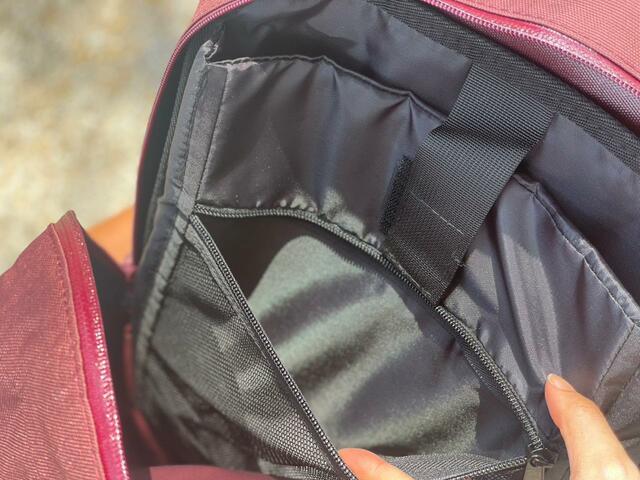 【WORKMAN　防水デイバッグ】外側のポケットは外から中身が見える