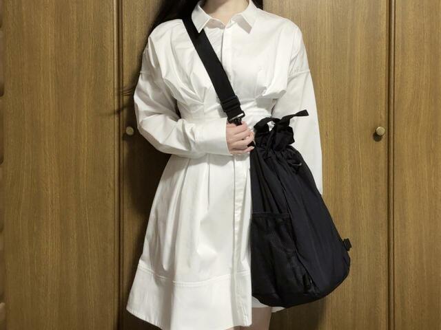 斜めがけにしても持てます