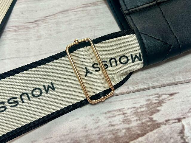 長さももちろん調整可能！肩がけでも斜めがけでもOK♪