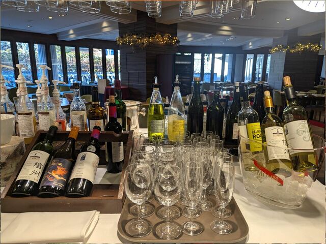 【軽井沢マリオットホテル】「Grill ＆ Dining G」のラウンジ利用でいただける種類豊富なワイン