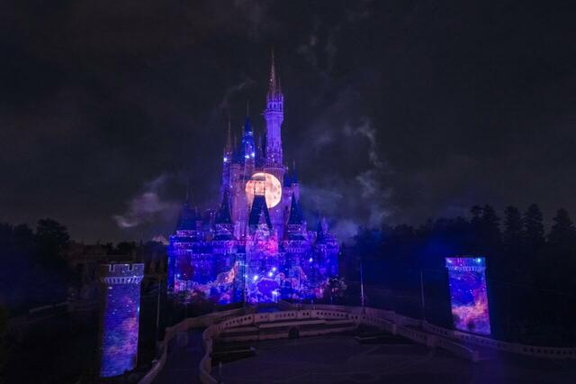 東京ディズニーランド「Reach for the Stars」