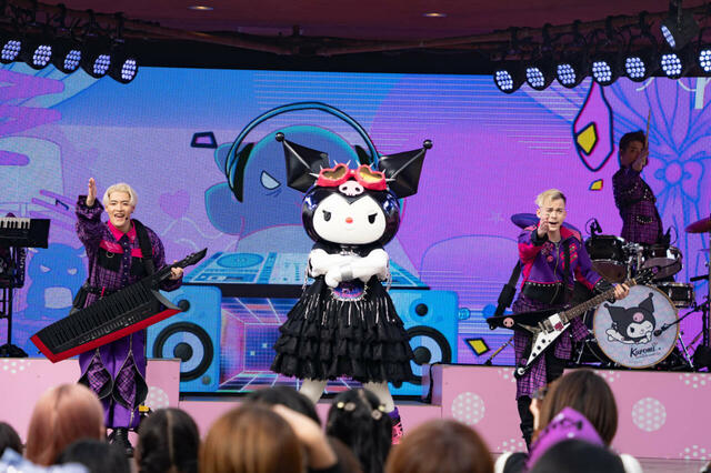 ユニバーサル・スタジオ・ジャパン「クロミ・ライブ ～世界クロミ化ツアー クリスタル・クリア～」