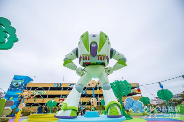 東京ディズニーリゾート・トイ・ストーリーホテル「スリンキー・ドッグパーク」