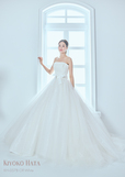 【クラウディア】KIYOKO HATA（キヨコハタ）新作ウェディングドレス｜KH-0578 Off White