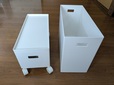 【山崎実業 蓋つき収納ボックスワゴン】右がLサイズ、左が追加用ボックスのSサイズ。互換性があるので追加用ボックスにキャスターを取り付けることも可能です