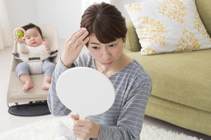 白髪 30代 40代ママの 髪の悩み あるある みんな何歳から染めてるの 1 2 ハピママ