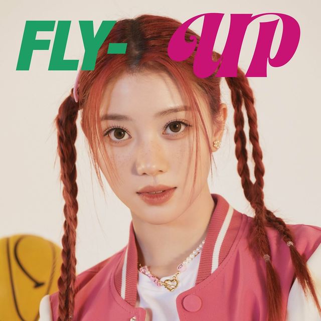 Kep1er<FLY-UP>Kep1ian盤(XIAOTING ver.)ジャケット