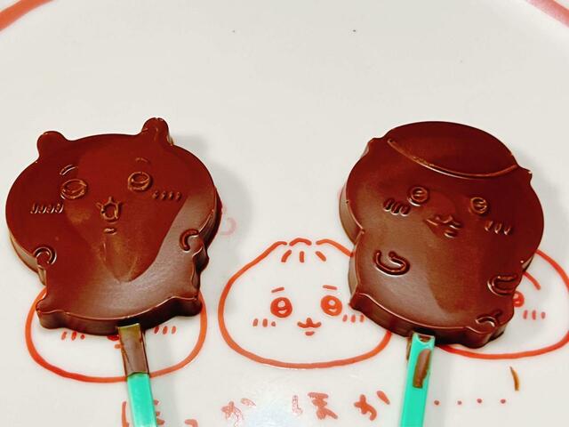 綺麗に外れました！ちいかわ＆くりまんじゅうのダイカットチョコが完成！