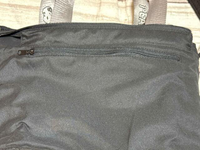 5：内側のファスナーポケット