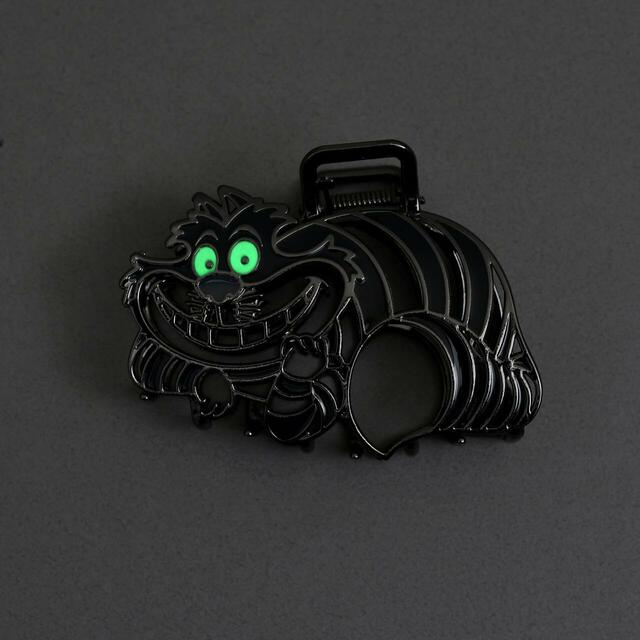 チェシャ猫 ヘアクリップ メタルカラー 蓄光 CHESHIRE CAT 3,000円