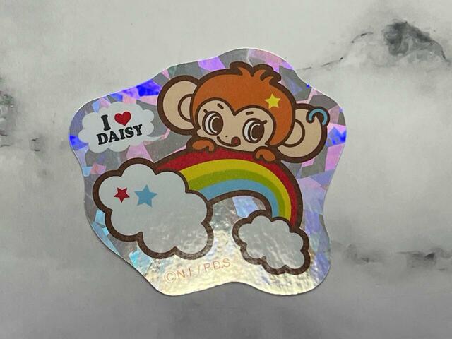 サイズは（約）縦6.3cm×横7cm