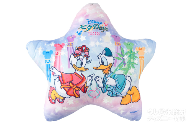 クッション 2,800円｜縦約40×横約43×厚さ約15cm｜東京ディズニーリゾート「ディズニー七夕デイズ」