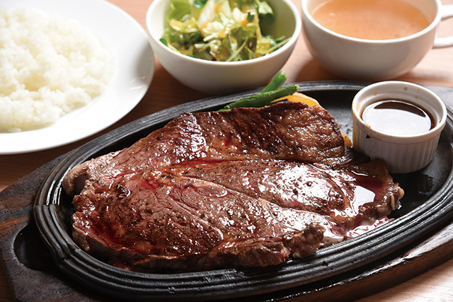 デンバーステーキランチ（300g）（ライス・サラダ・スープ付）1,320円｜デンバープレミアム西新宿店