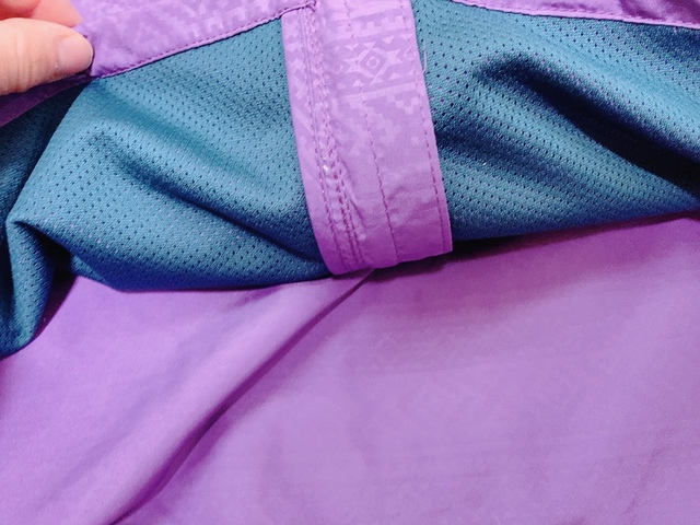 【ワークマン レディース高撥水シェルジャケット(エンボスタイプ)】薄くて軽量