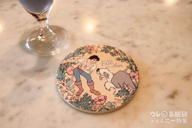 <マックス>ふわふわゴマスムージー ¥890(税抜) / コースター付き ¥1,790(税抜)