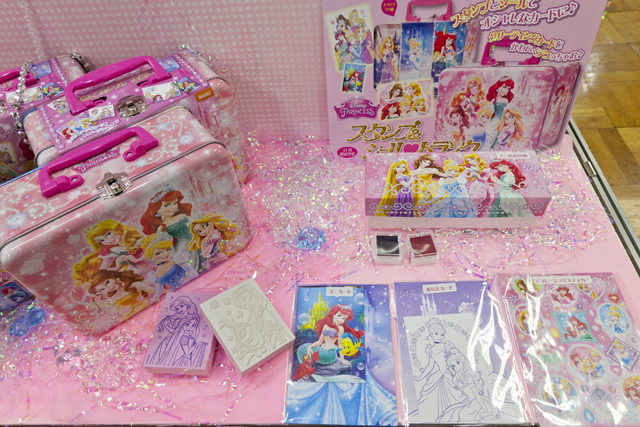 【バラエティ】部門9位 スタンプ＆シール♡トランク／3000円／ビバリー