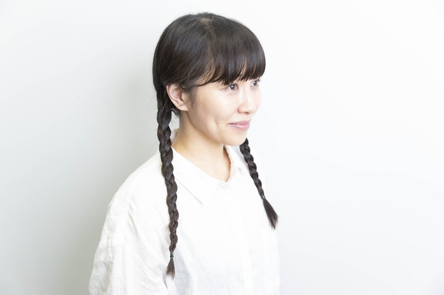 3.左右に三つ編みを作る