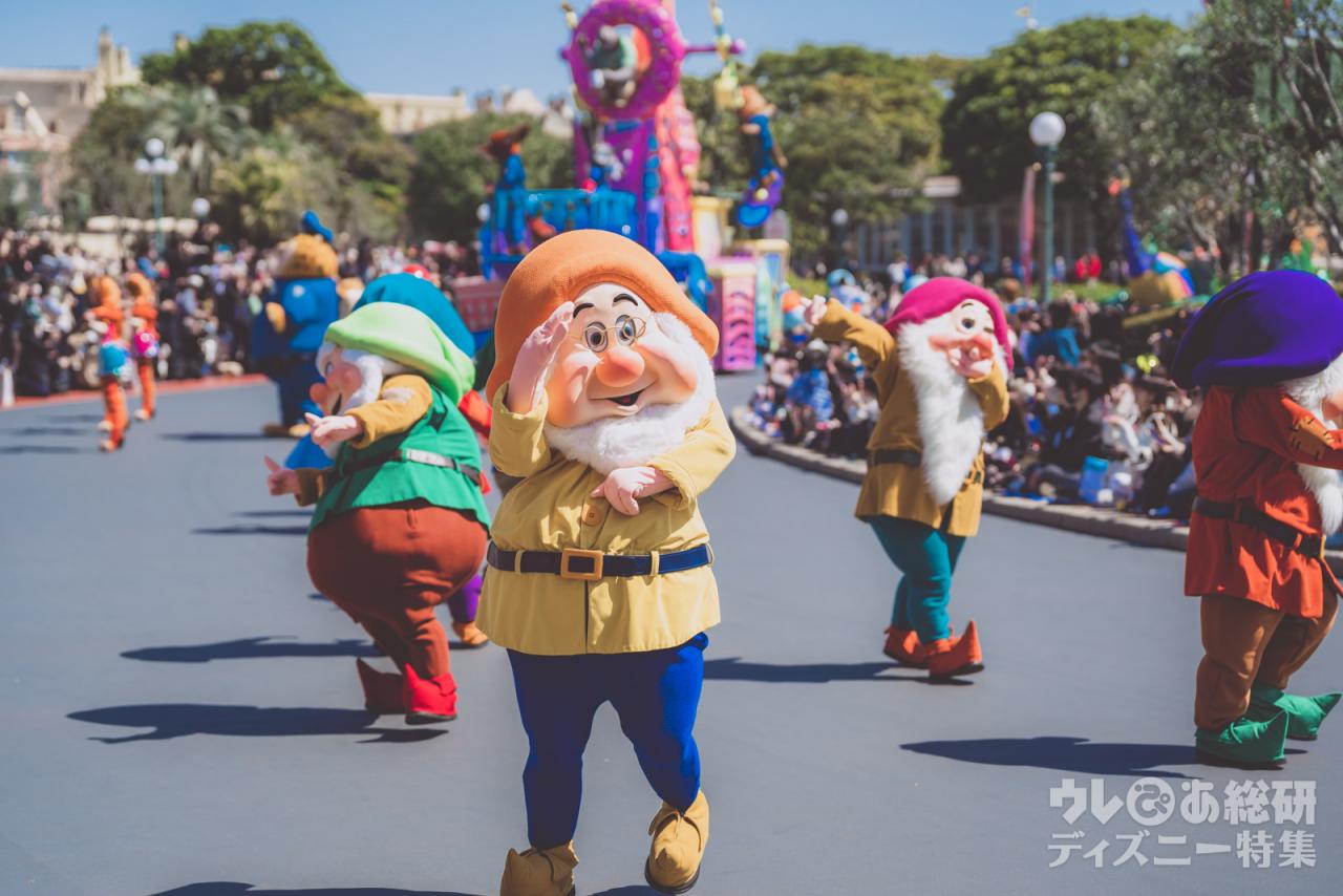 ダンサー復活！新パレード「ディズニー・ハーモニー・イン・カラー