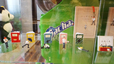 パンダの穴喫茶展／店内に展示されたガチャ