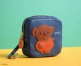 【ミッフィー「ミッフィーポーチ」19,800円】ストラップがついているのでかばんなどにつけられます