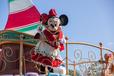 「ミッキー＆フレンズのグリーティングパレード：ディズニー・クリスマス」｜東京ディズニーランド